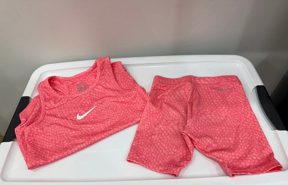 Nike Dri-Fit Pink Top and Bottom Size 5-6